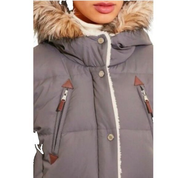 ⛔️SOLD⛔️ LRL Faux Fur Trim Hood Winter Jacket - M - Picture 4 of 15